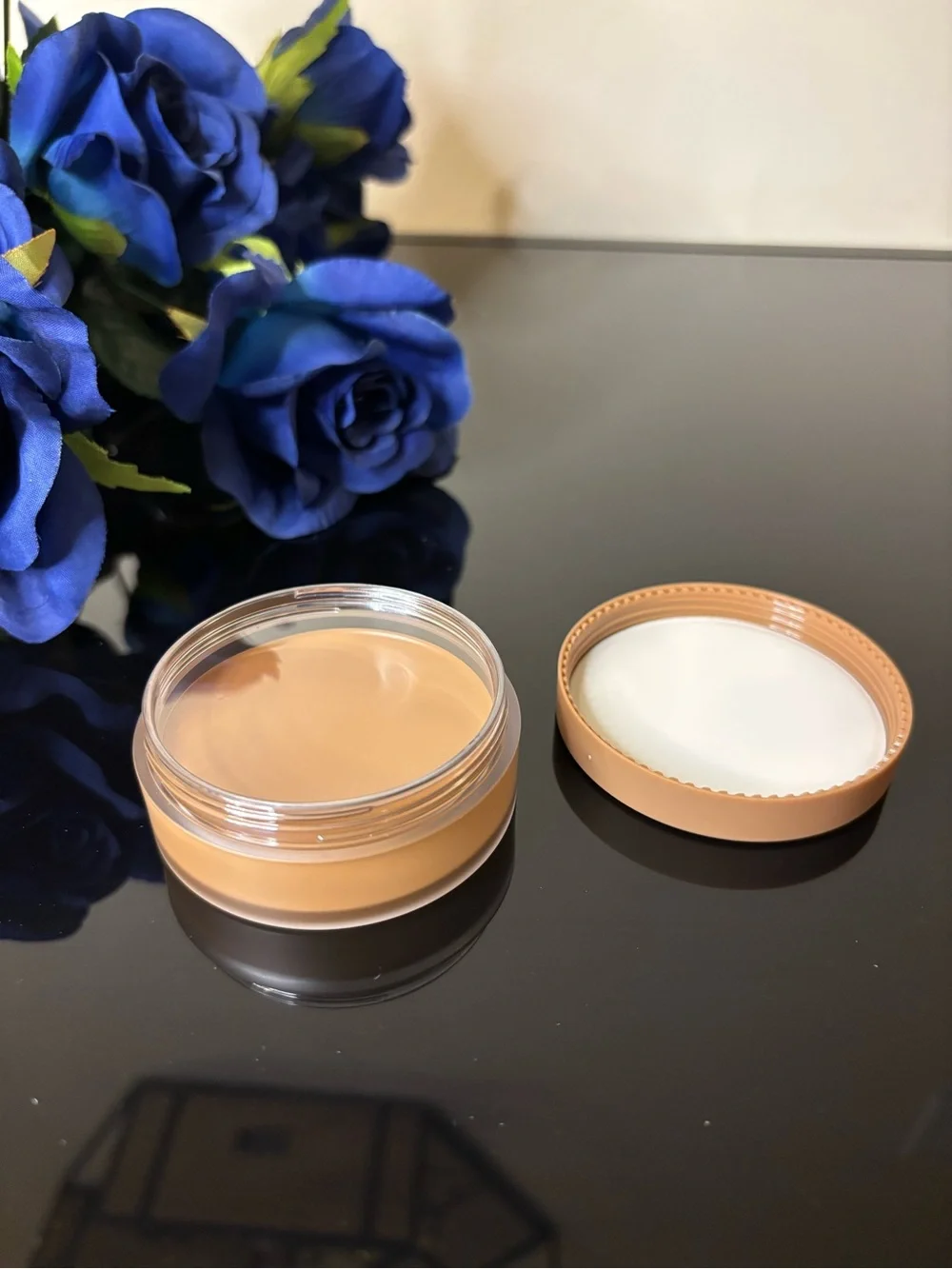 NWT Anastasia Beverly Hills Cream Bronzer - Golden Tan - 1 oz size